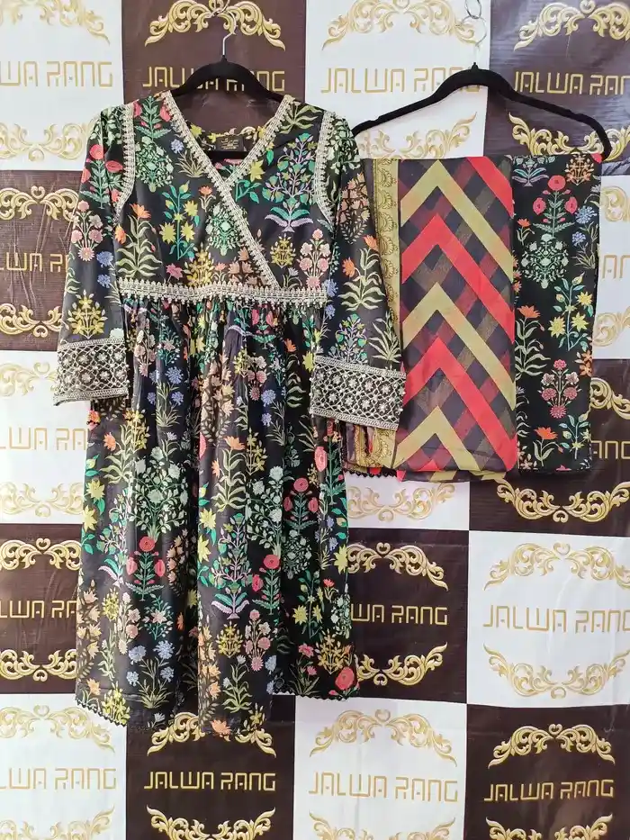 JRED1011 Ladies Ready to Wear Printed Pakistani Suits in UAE